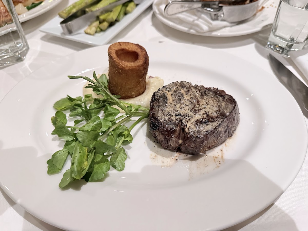 The Capital Grille — Restaurant