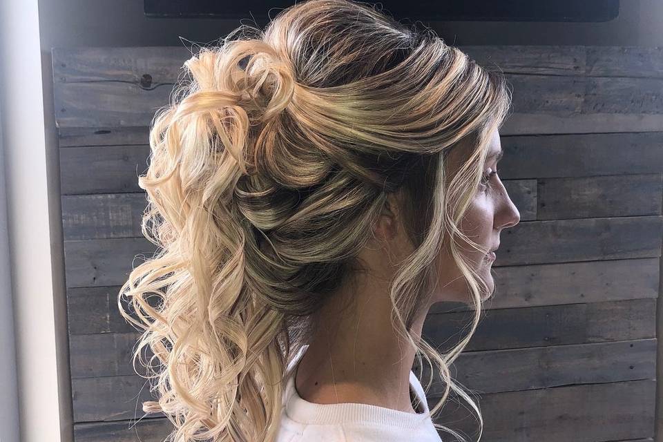 Salon Norman Dee — Beauty